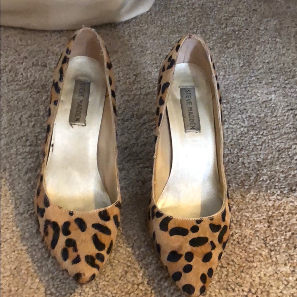 Steve Madden leopard heels